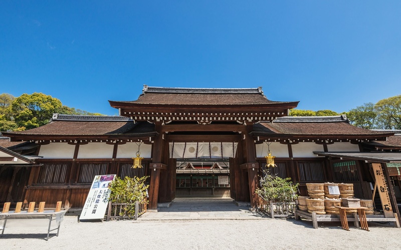 Shimogamo-jinja Shrine (Kamomioya-jinja)